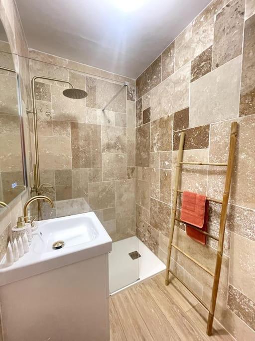 Chez Joan, Apt De Standing, 4 Prs, A 300M Des Plages Антиб Экстерьер фото